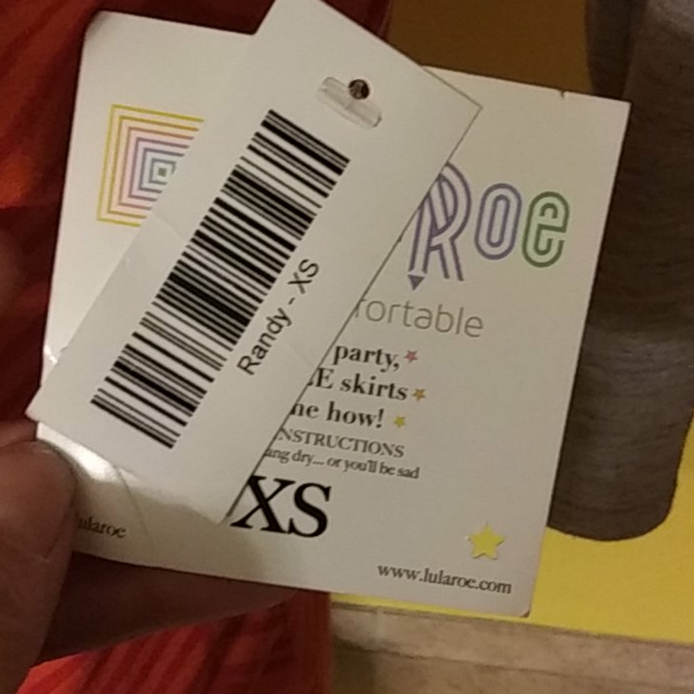 LulaRoe Randy - Picture 2 of 5